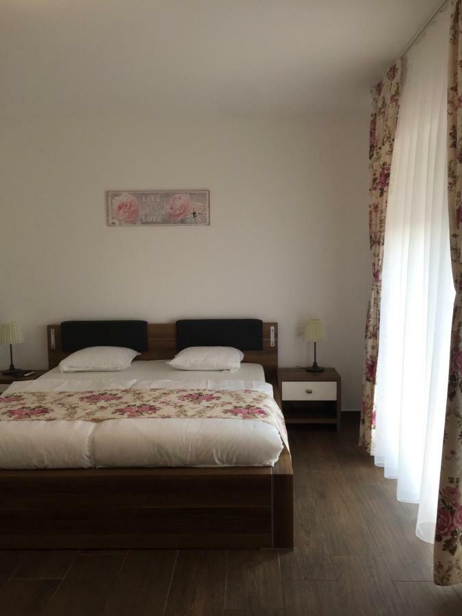 Villa Residence Sînmartin Dış mekan fotoğraf